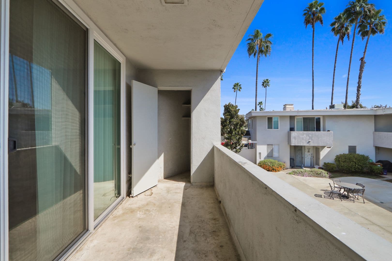 Ontario Apartment: 2908 S. Whispering Lakes Ln