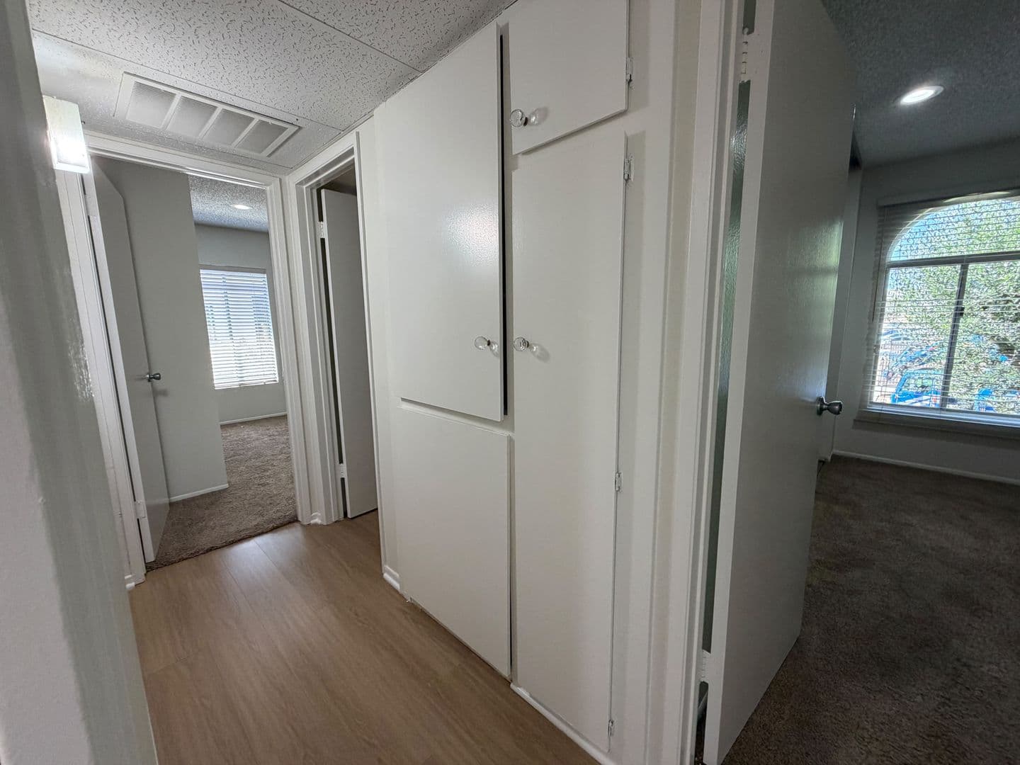 Alhambra Apartment: 300 W Grand Ave