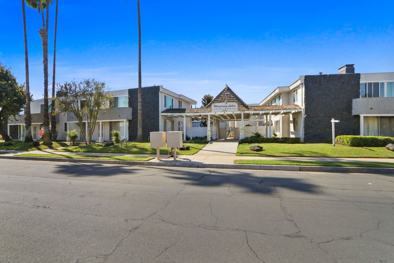 Ontario Apartment: 2908 S. Whispering Lakes Ln