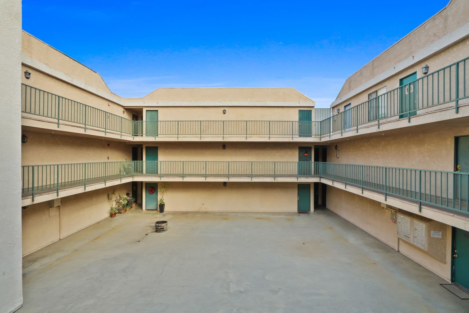 Santa Ana Apartment: 2052 N. Bush St.