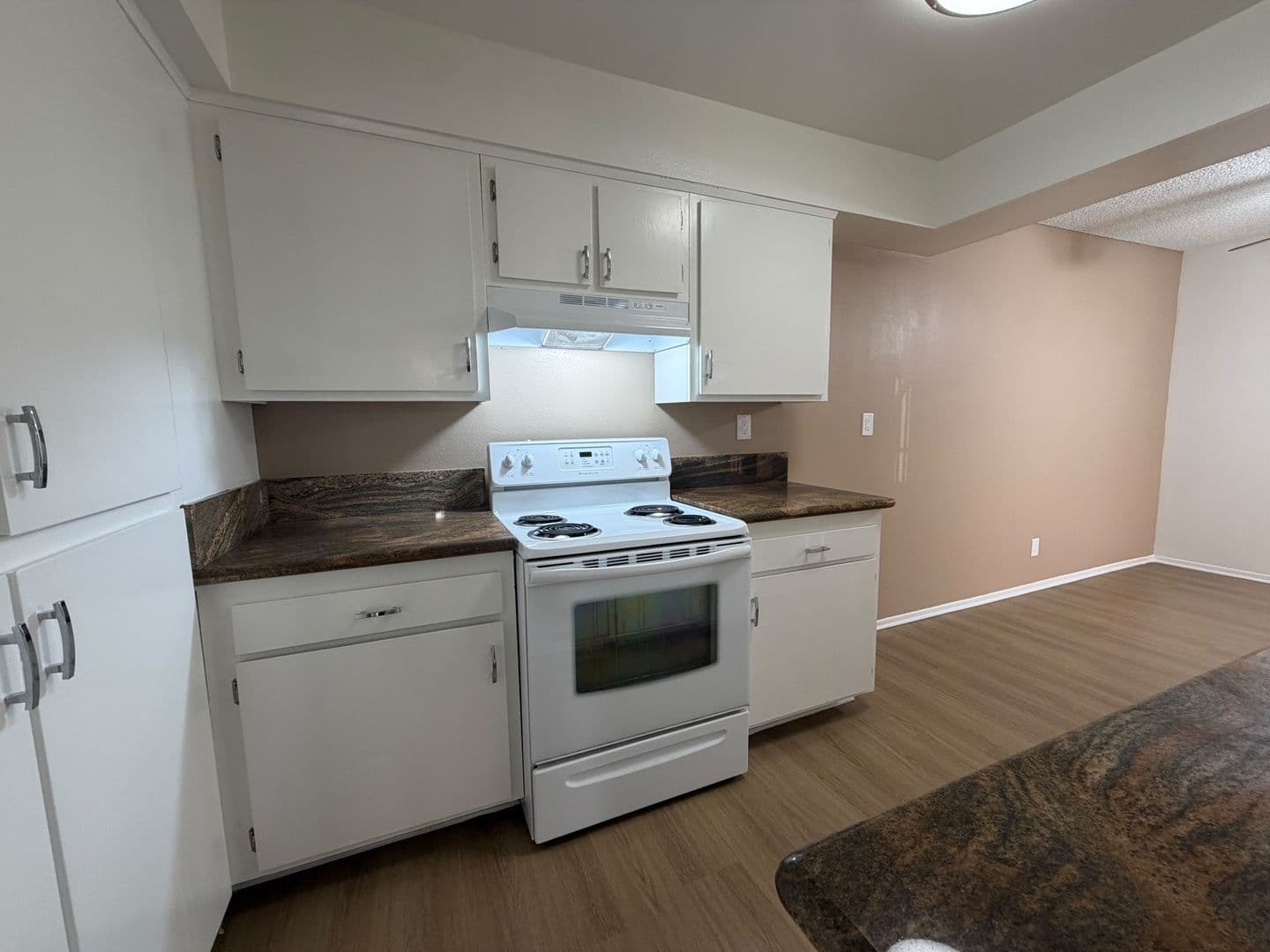 Alhambra Apartment: 300 W Grand Ave