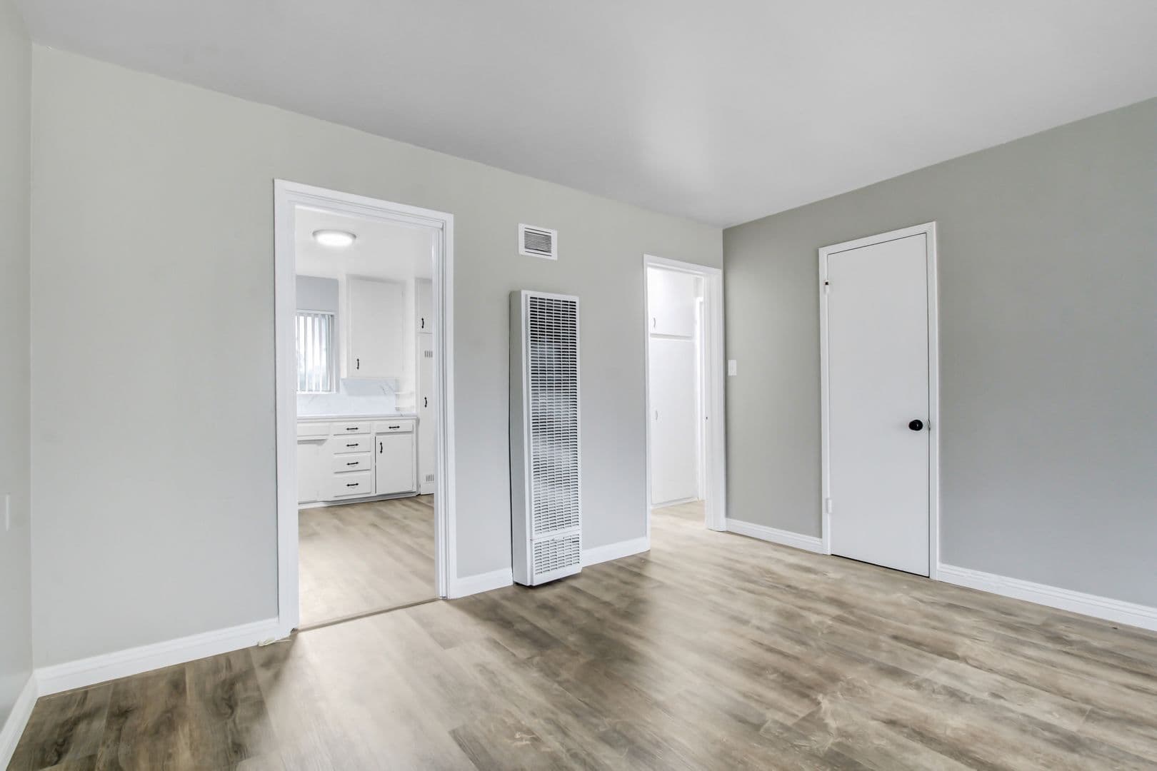 Riverside Apartment: 7429 Potomac Street