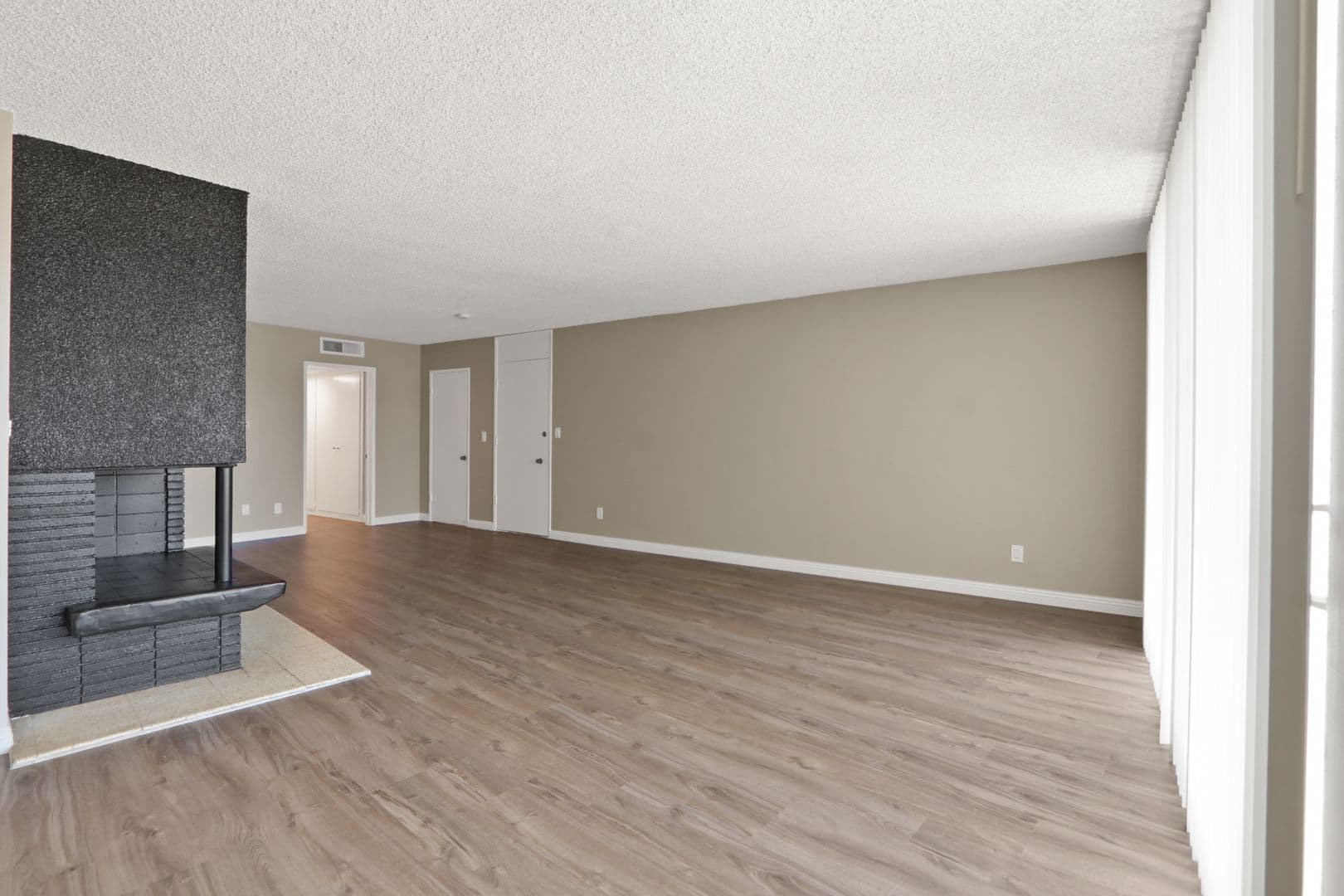 Ontario Apartment: 2908 S. Whispering Lakes Ln