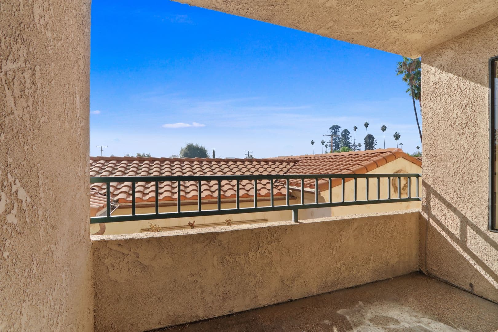 Santa Ana Apartment: 2052 N. Bush St.