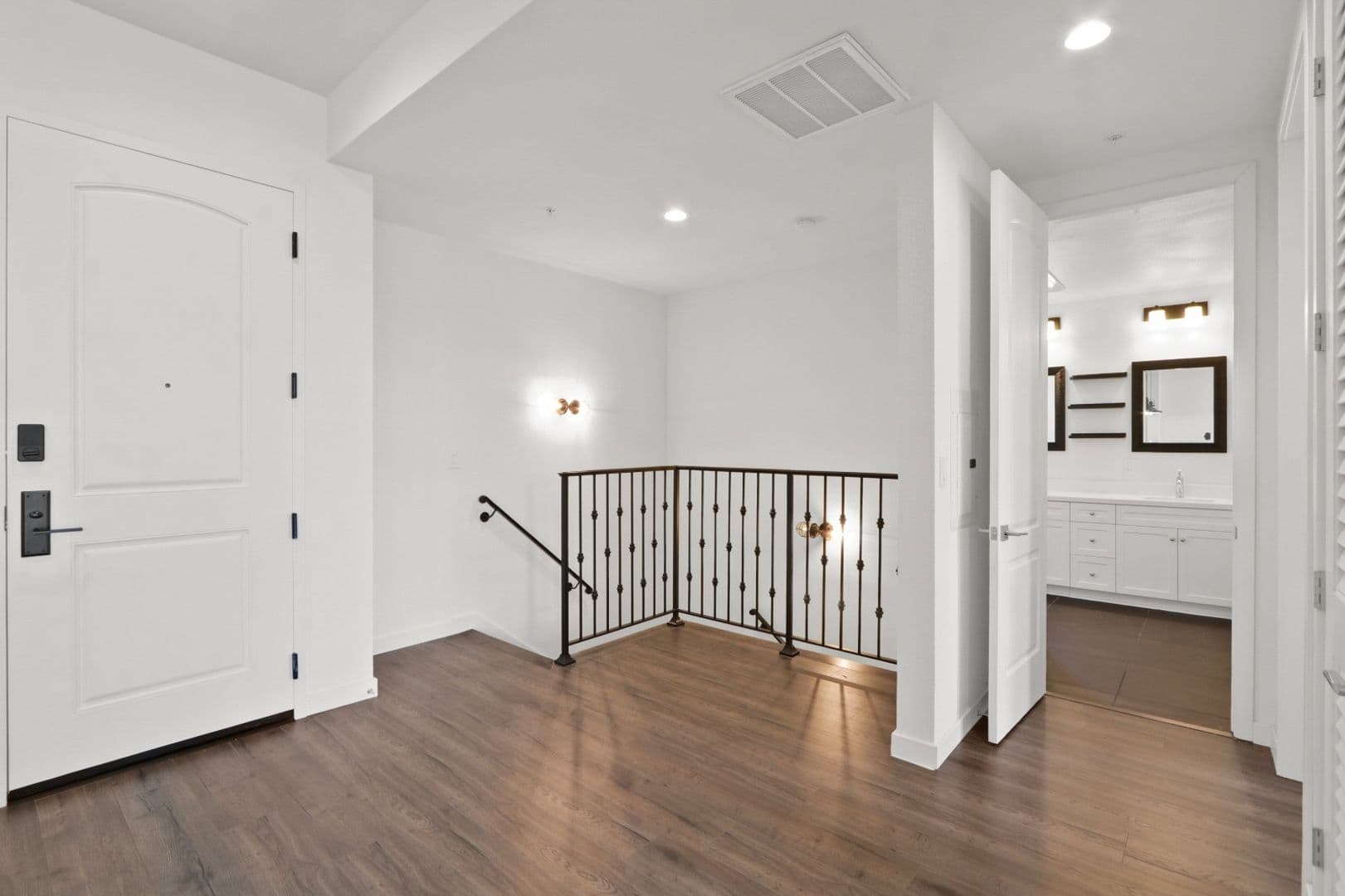 San Gabriel Apartment: 109 S. Alanmay Ave