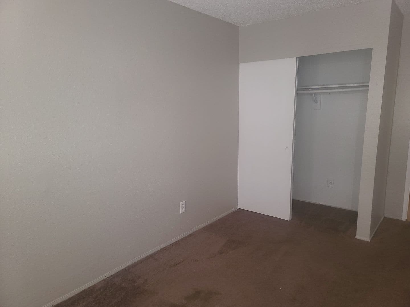 Pomona Apartment: 1079 Patterson Ave.