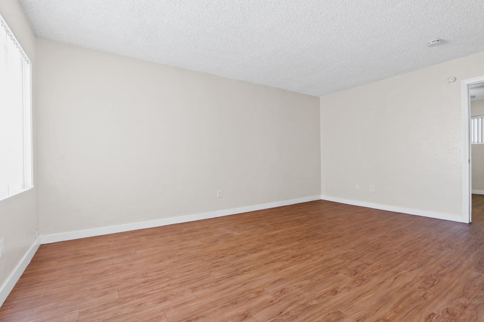 Bellflower Apartment: 10132 Alondra Blvd. & 16102 Cornuta Ave.