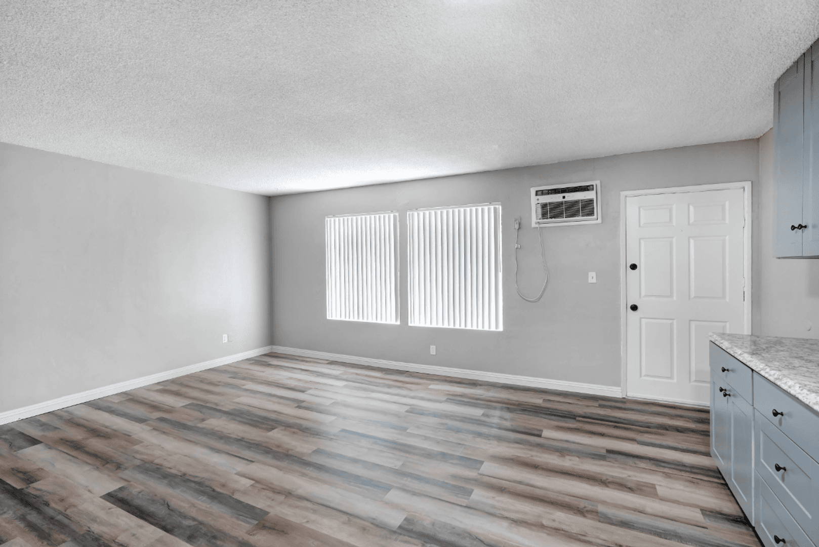 San Bernardino Apartment: 2352-2386 N Leroy St
