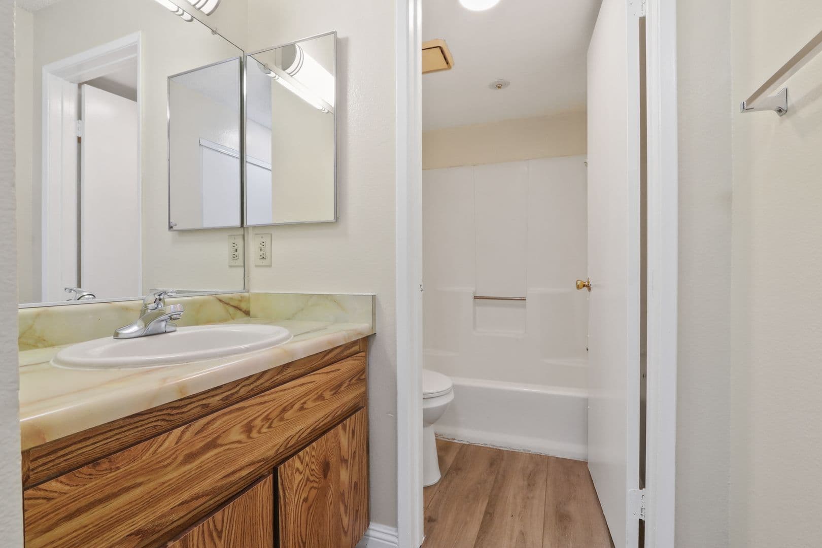 Santa Ana Apartment: 2052 N. Bush St.