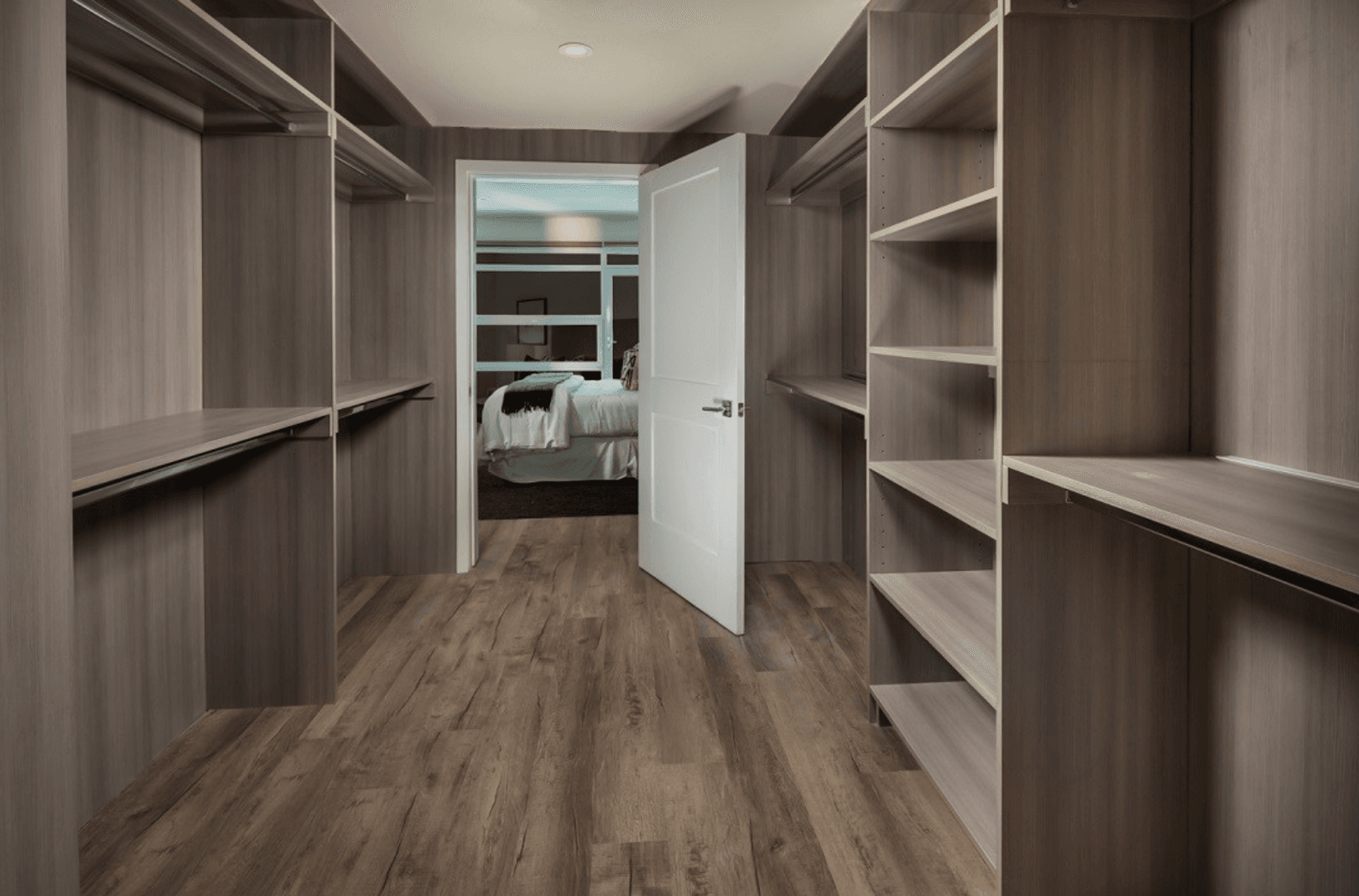 Arcadia Apartment: 57 Wheeler Ave