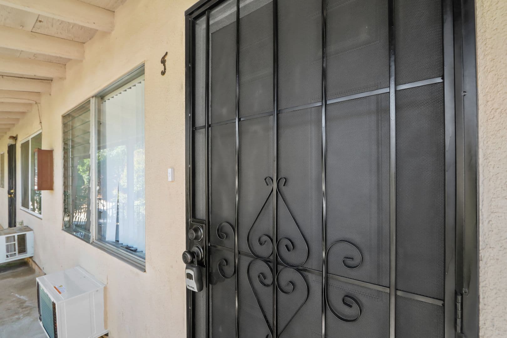 Riverside Apartment: 7429 Potomac Street