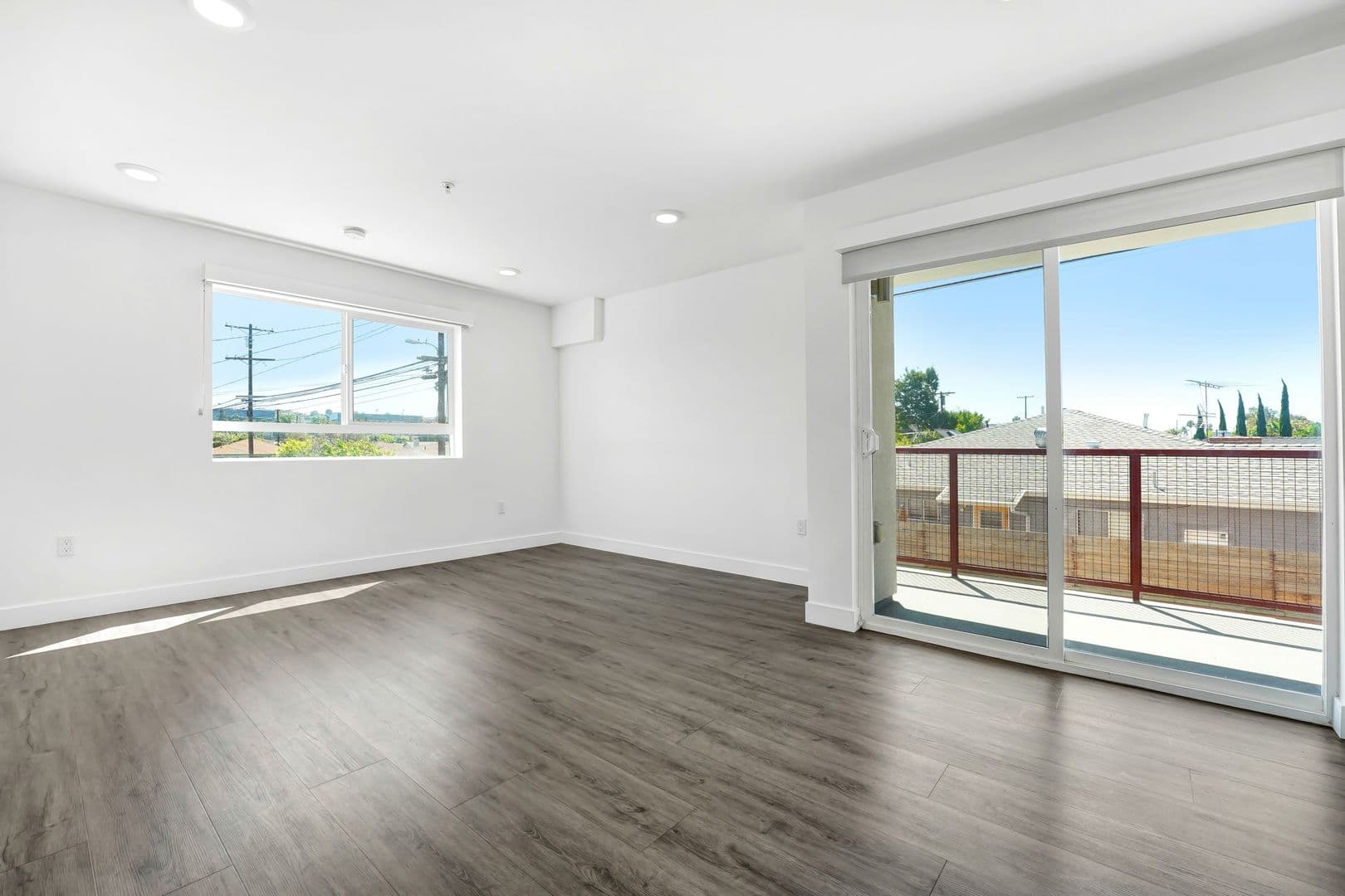 Culver City Apartment: 5455 Inglewood Blvd.