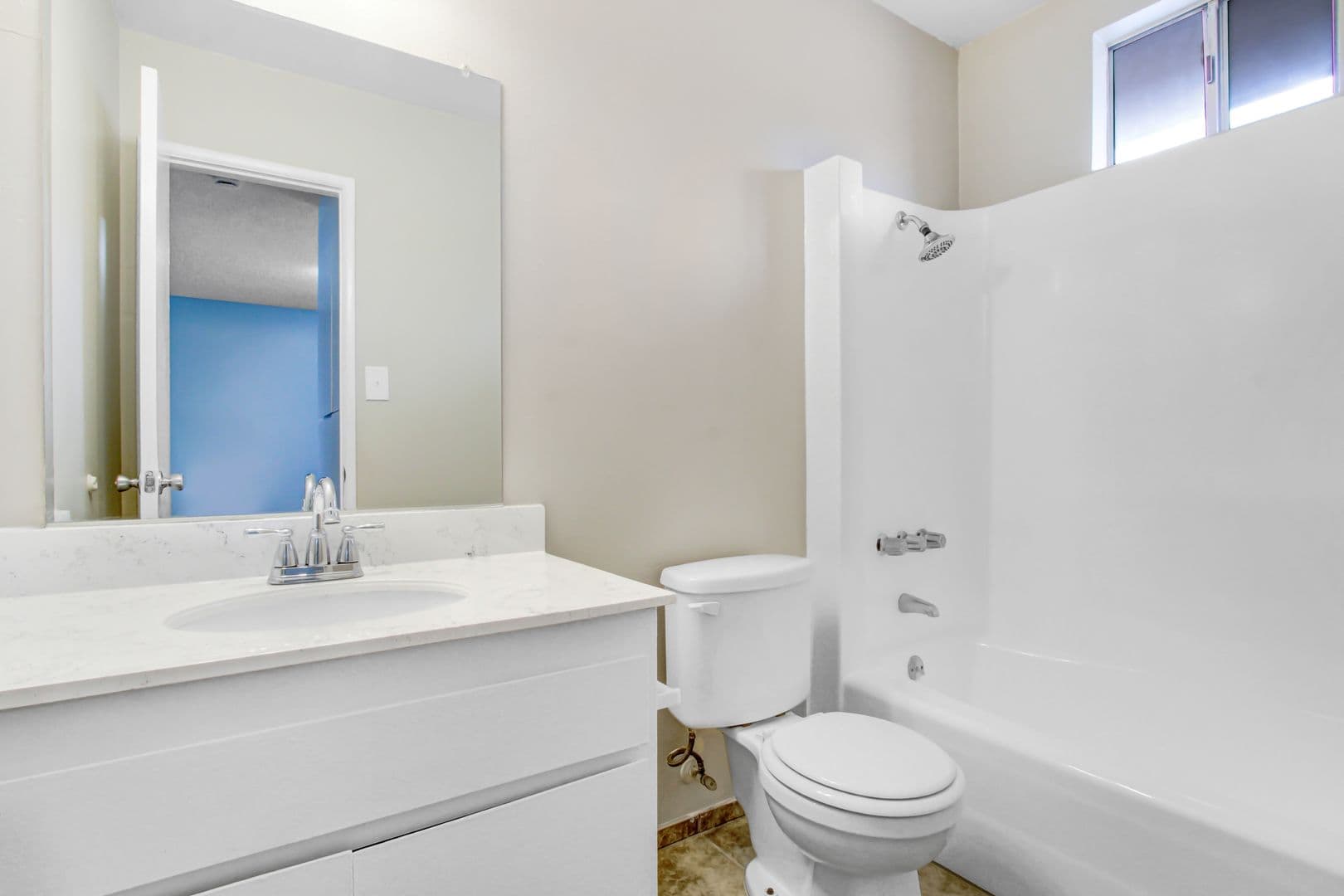 Fontana Apartment: 8919 Mango Ave
