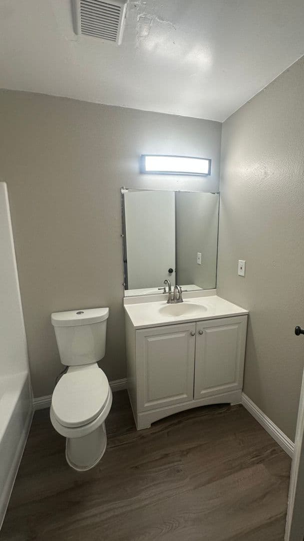 Apple Valley Apartment: 17802 Quantico Rd