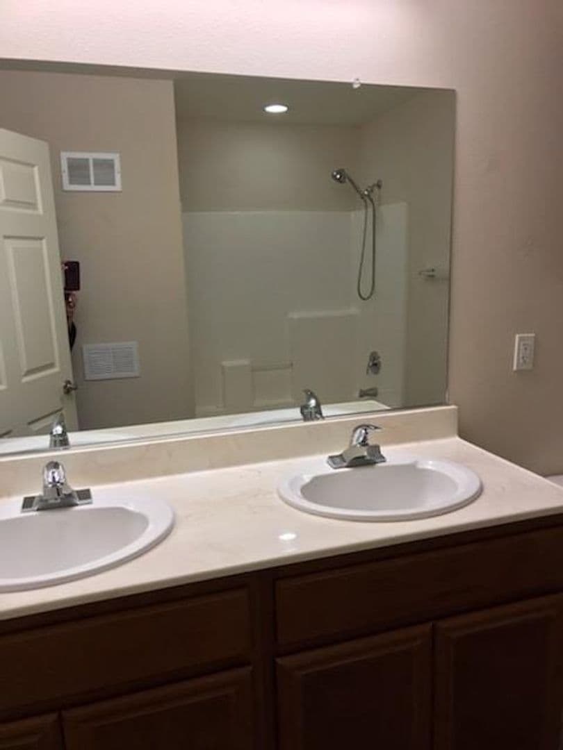 Riverside Apartment: 1054 N Orange St.