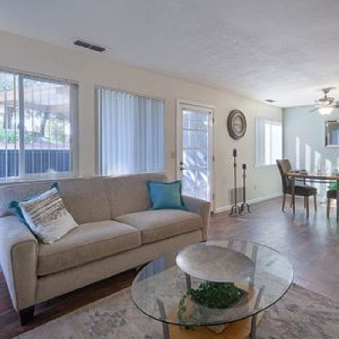 Roseville Apartment: 300 Cirby Hills Drive