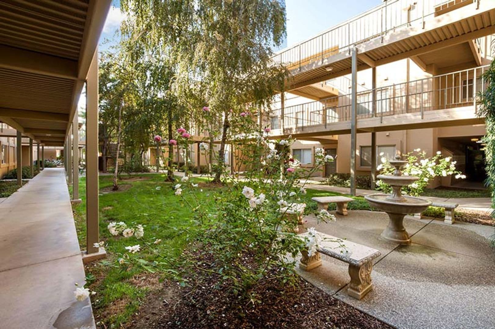Davis Apartment: 1175 Lake Blvd
