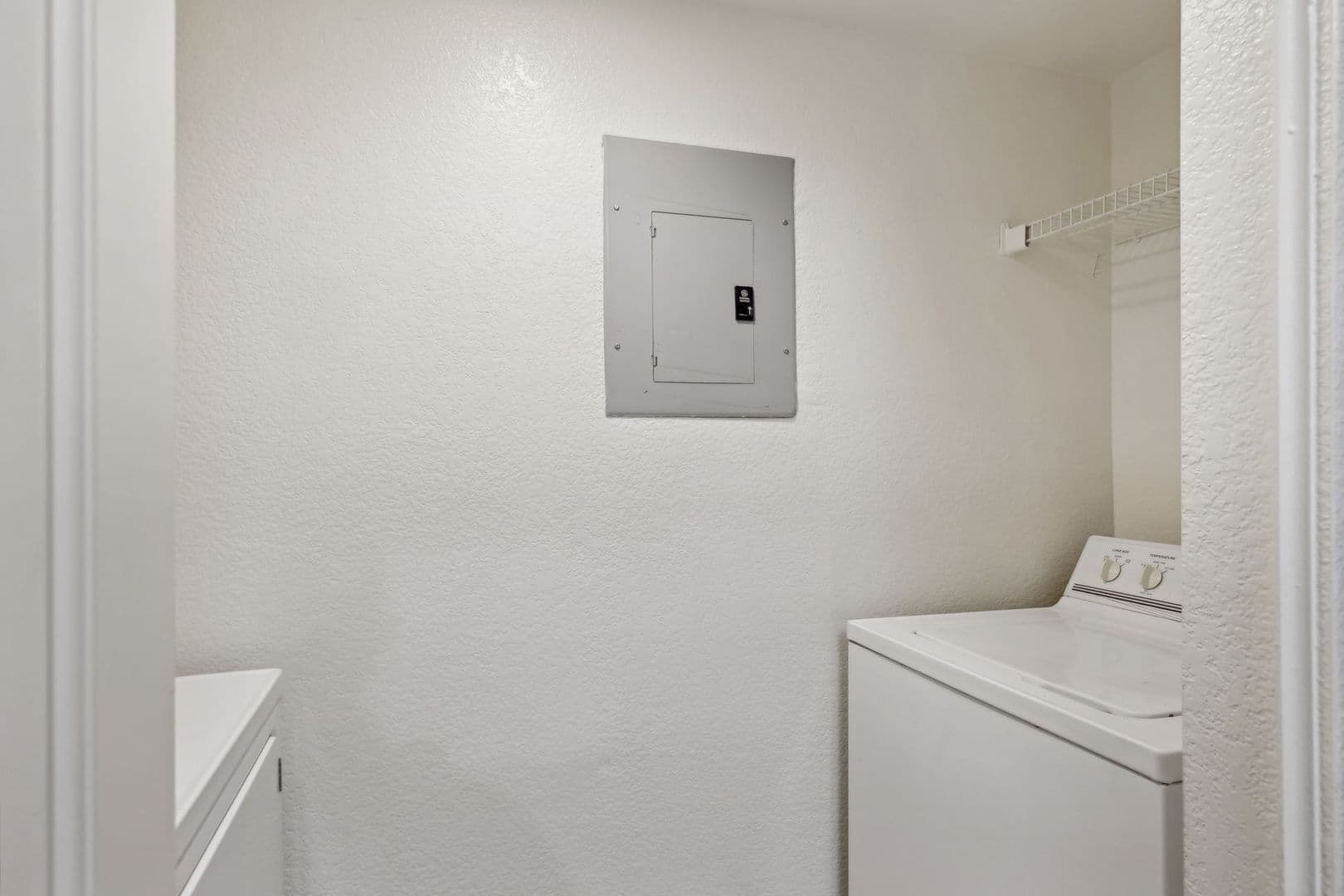 Sacramento Apartment: 1070 Lake Front Drive