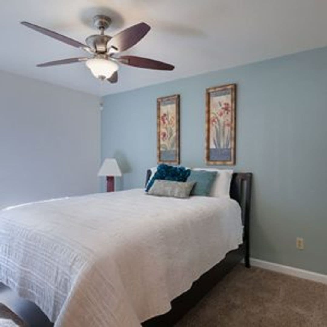 Roseville Apartment: 300 Cirby Hills Drive