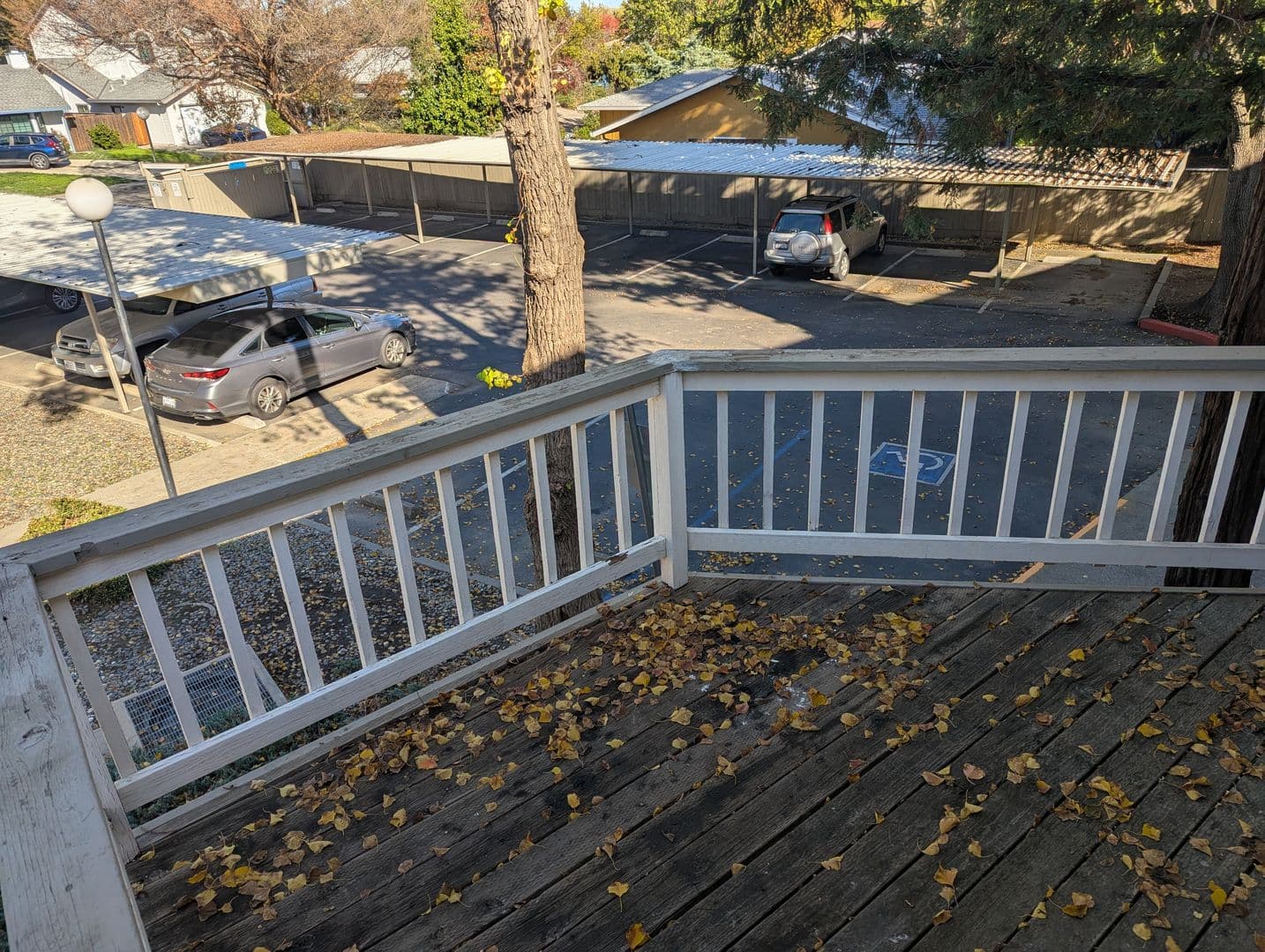 Davis Apartment: 1420 Lake Blvd