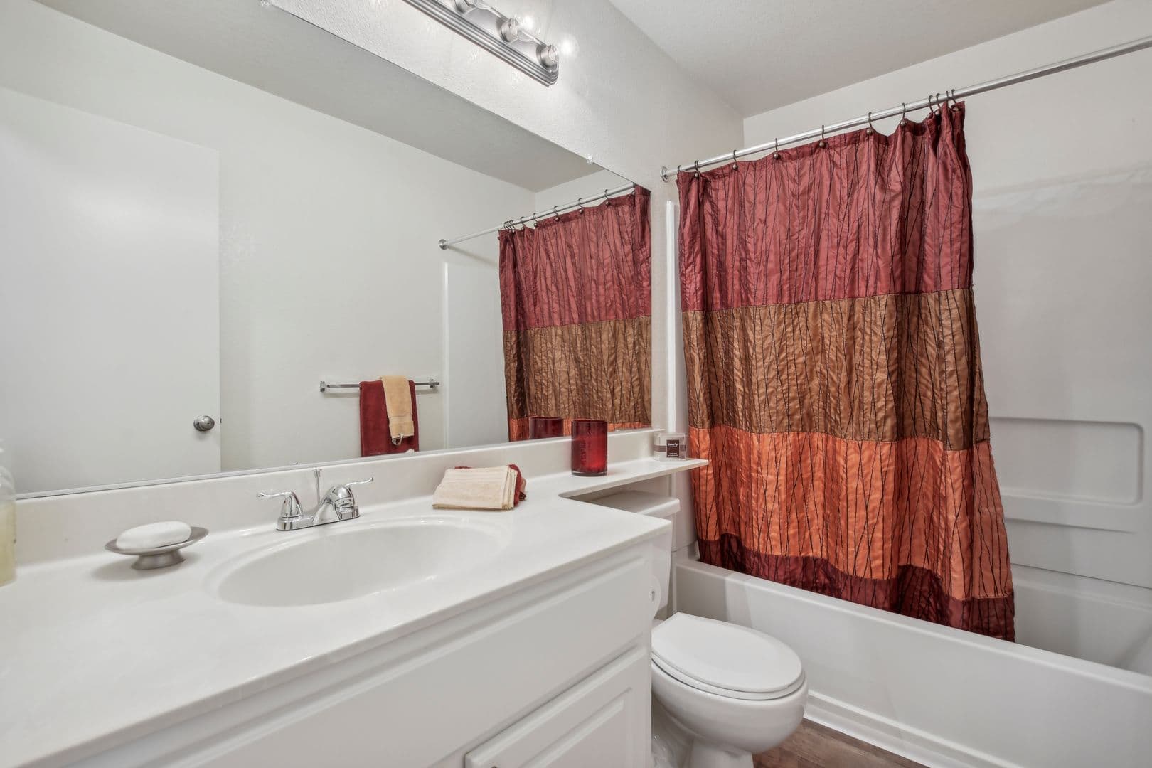 Sacramento Apartment: 2763 River Plaza Drive