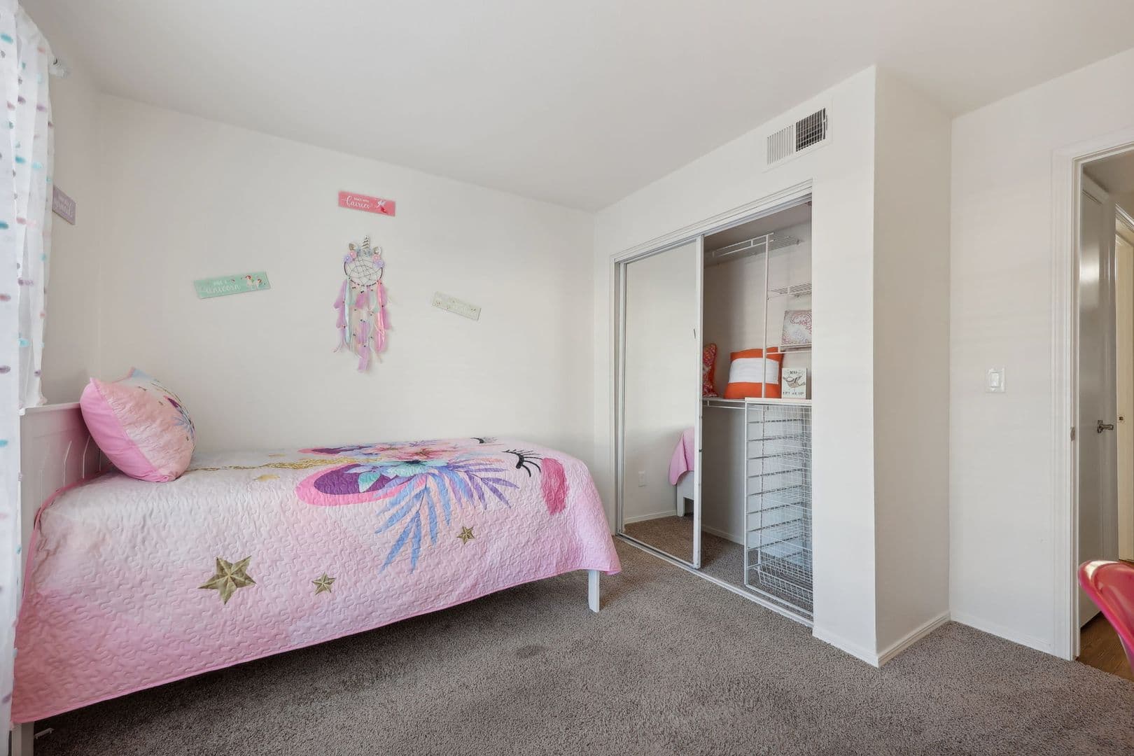 Sacramento Apartment: 1070 Lake Front Drive