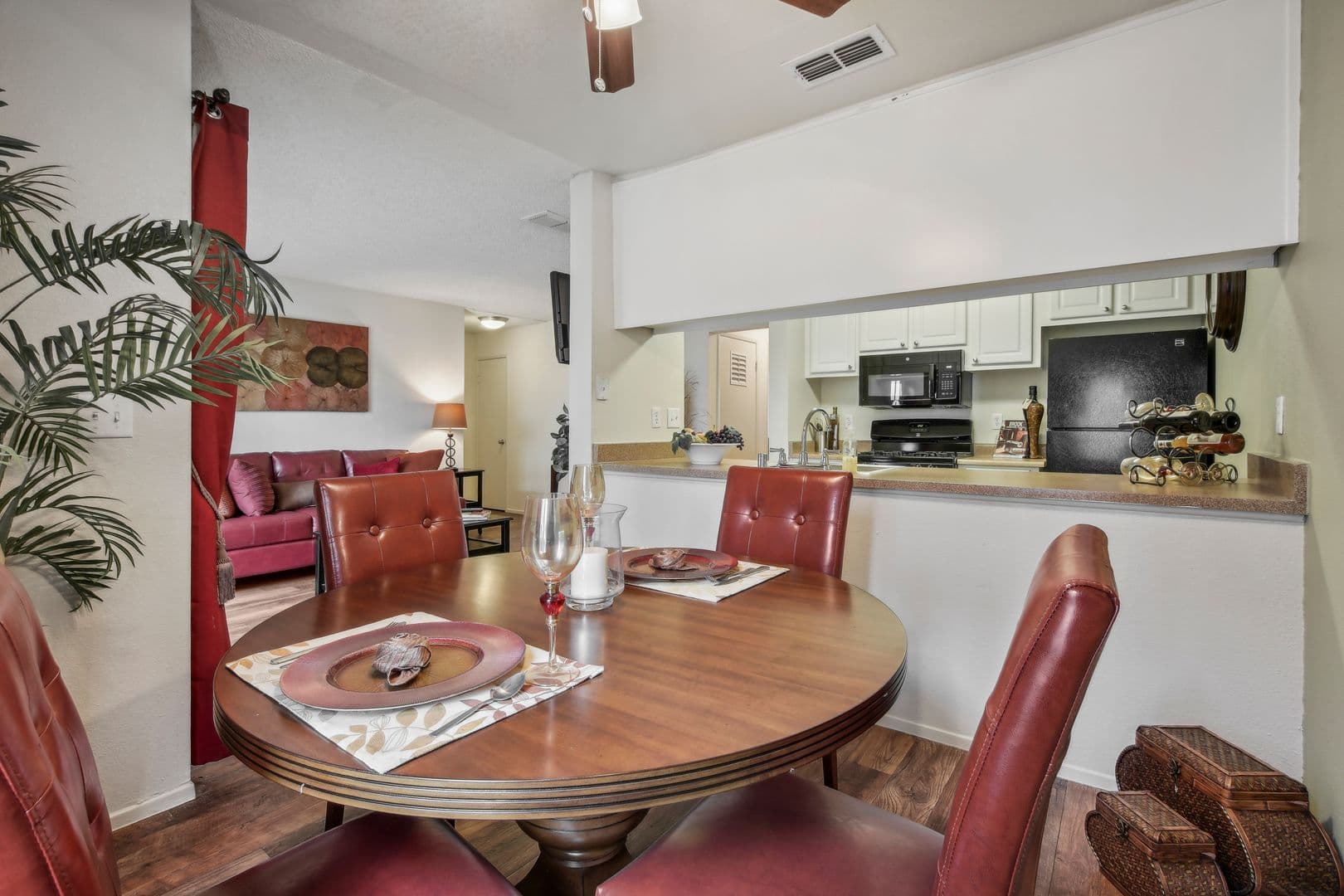 Sacramento Apartment: 2763 River Plaza Drive