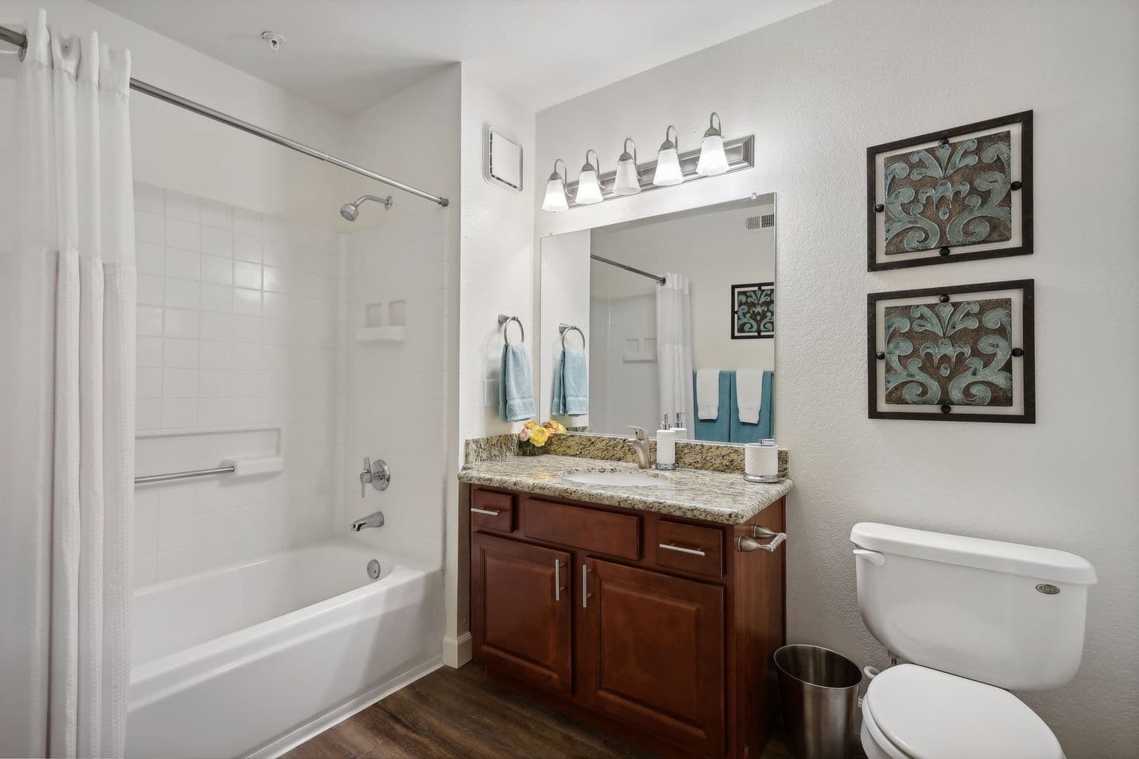 Sacramento Apartment: 1070 Lake Front Drive