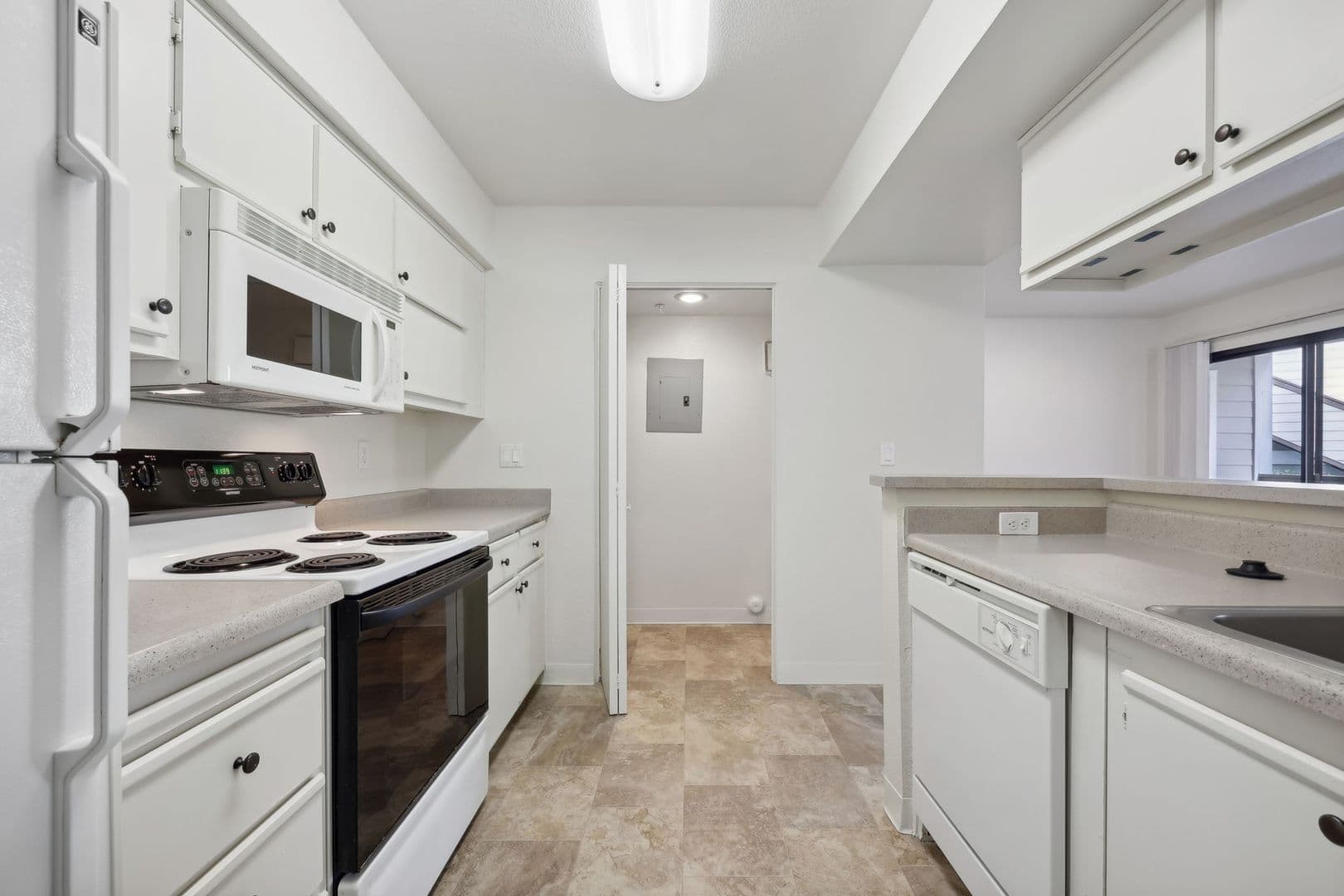 Sacramento Apartment: 1070 Lake Front Drive