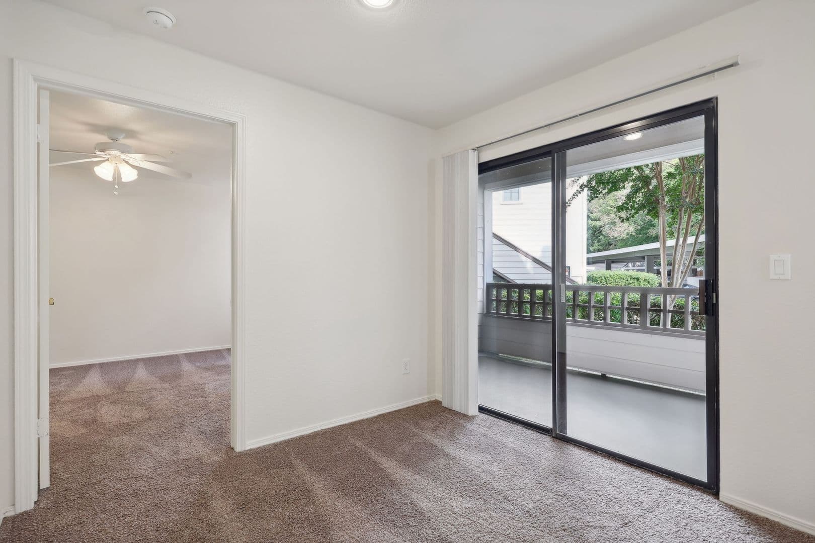 Sacramento Apartment: 1070 Lake Front Drive