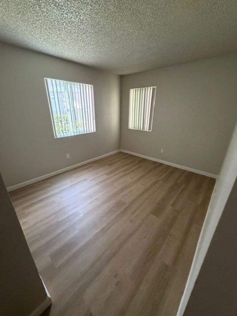 Turlock Apartment: 1100 Pedras Road