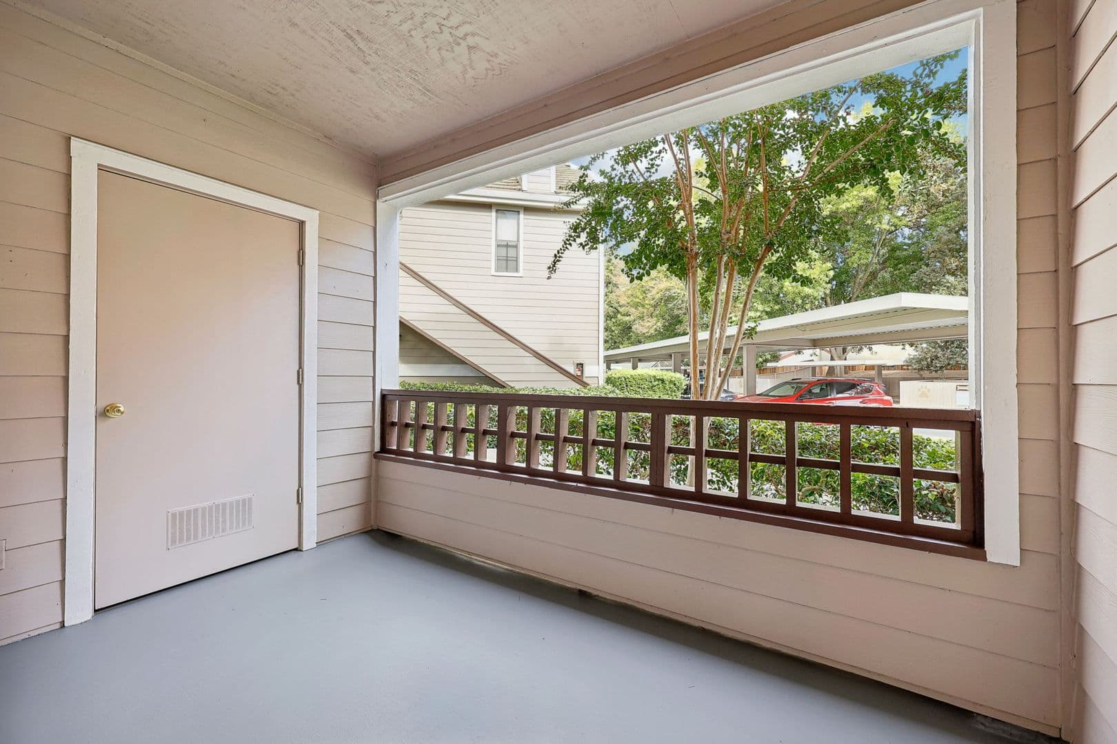 Sacramento Apartment: 1070 Lake Front Drive