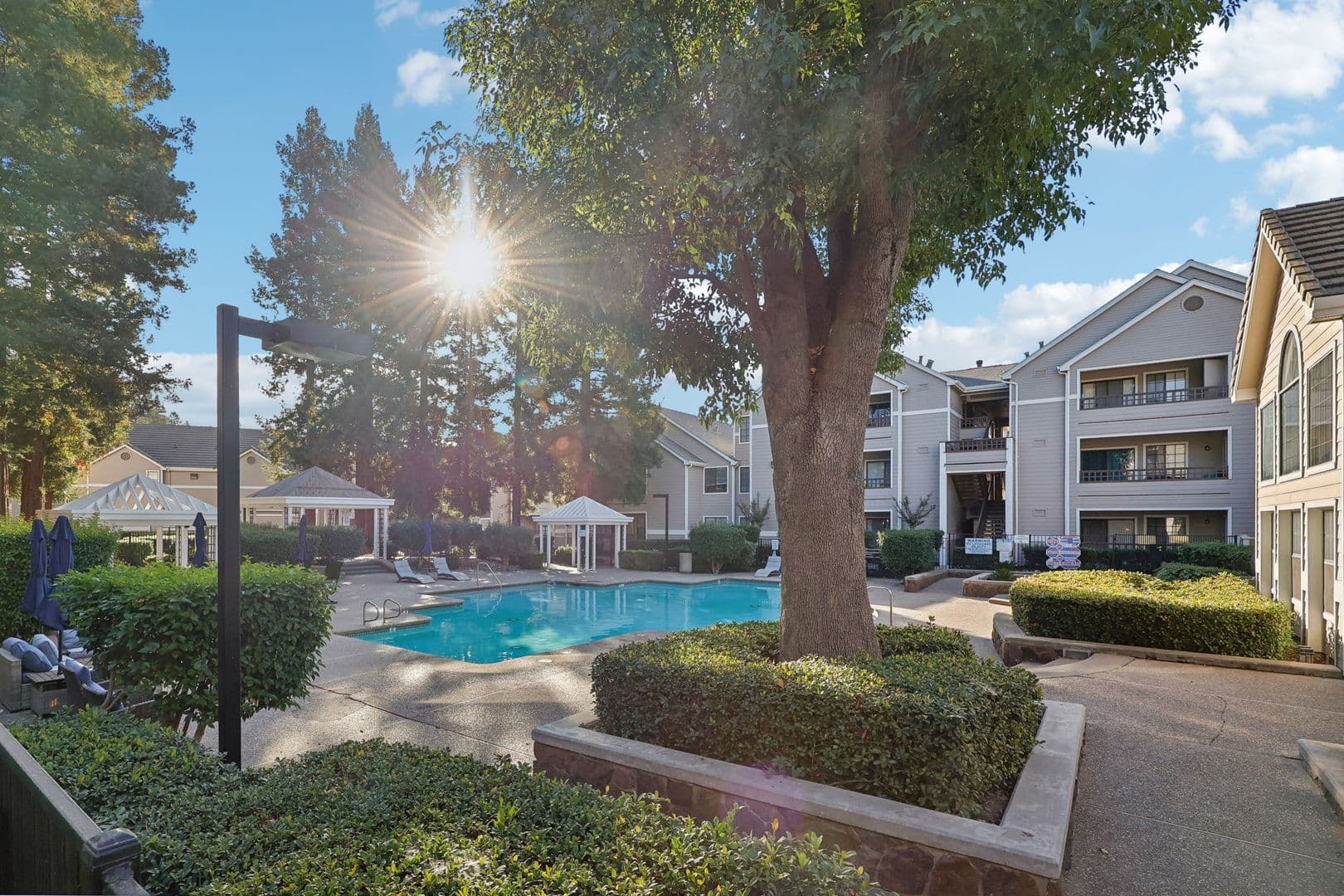 Sacramento Apartment: 1070 Lake Front Drive