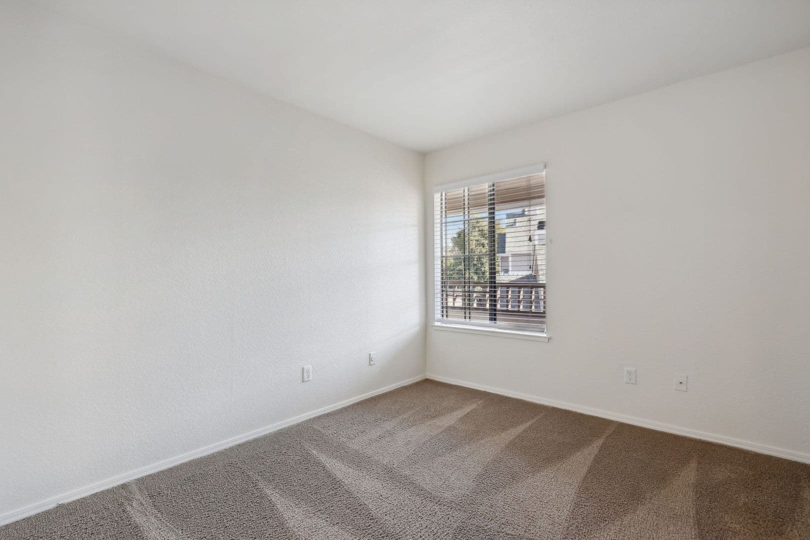 Sacramento Apartment: 1070 Lake Front Drive