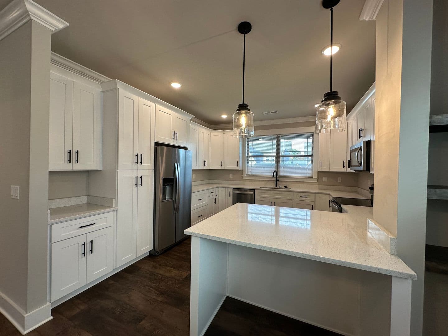 Ringgold House: 537 Willow Grove Court
