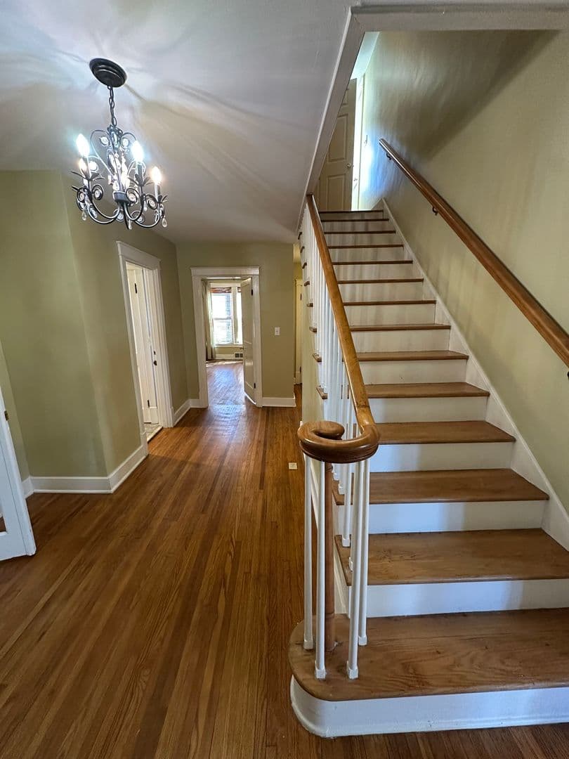 Shelbyville House: 709 S Brittain Street