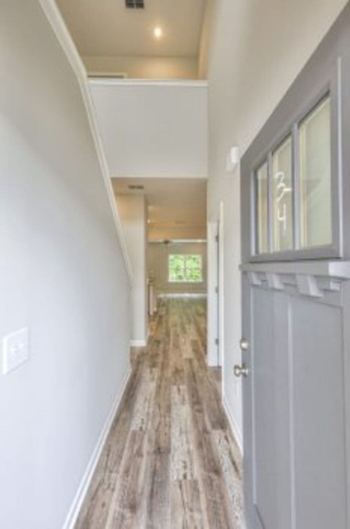 Manchester Townhome: 175 Creek Wood Rd
