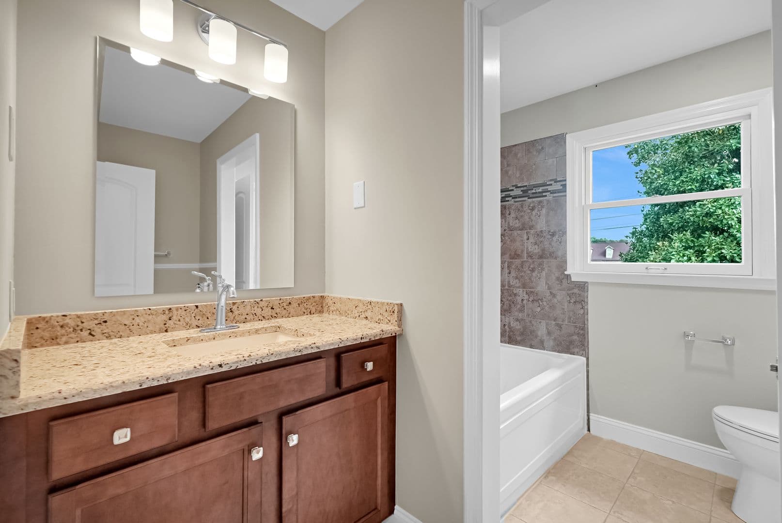Murfreesboro House: 711 Warrior Drive