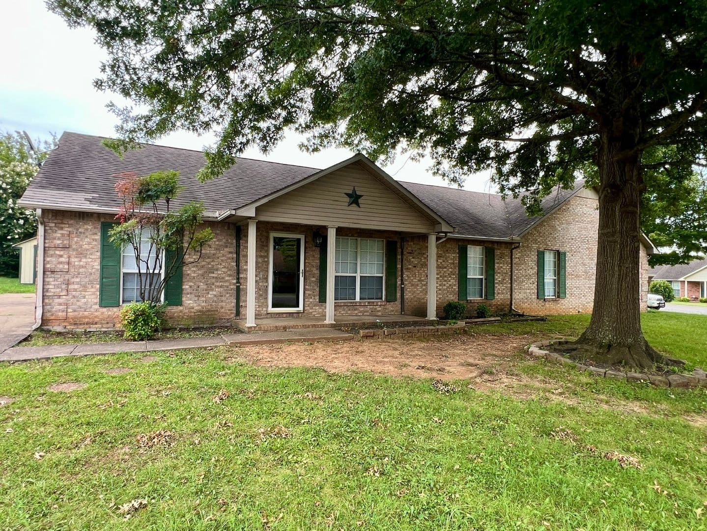 Murfreesboro House: 429 Jonquil Court