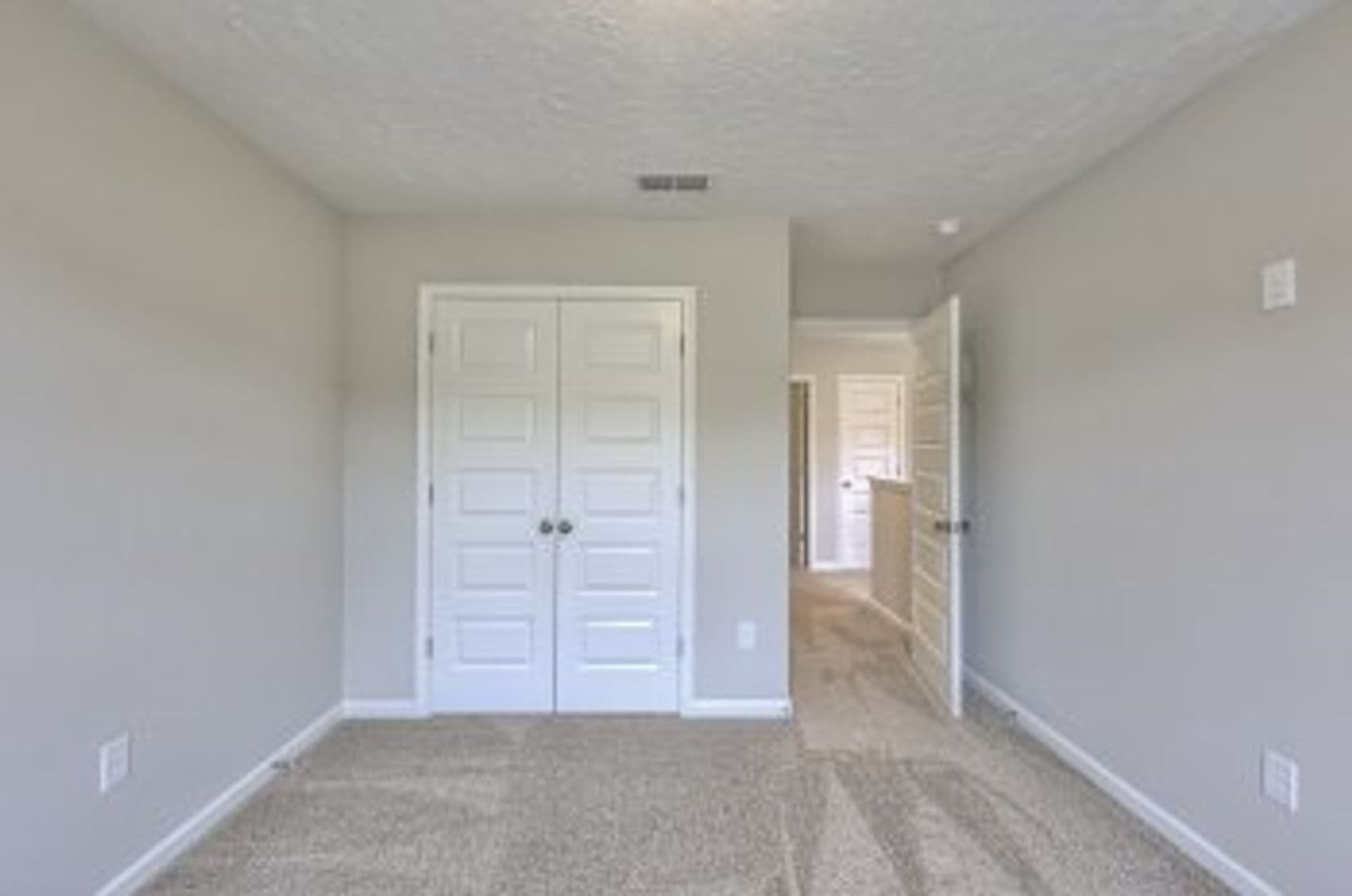 Manchester Townhome: 175 Creek Wood Rd