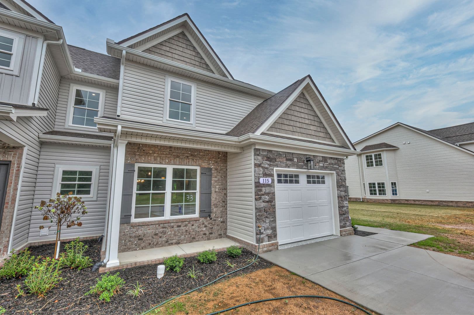 Manchester Townhome: 230 Creek Wood Rd.