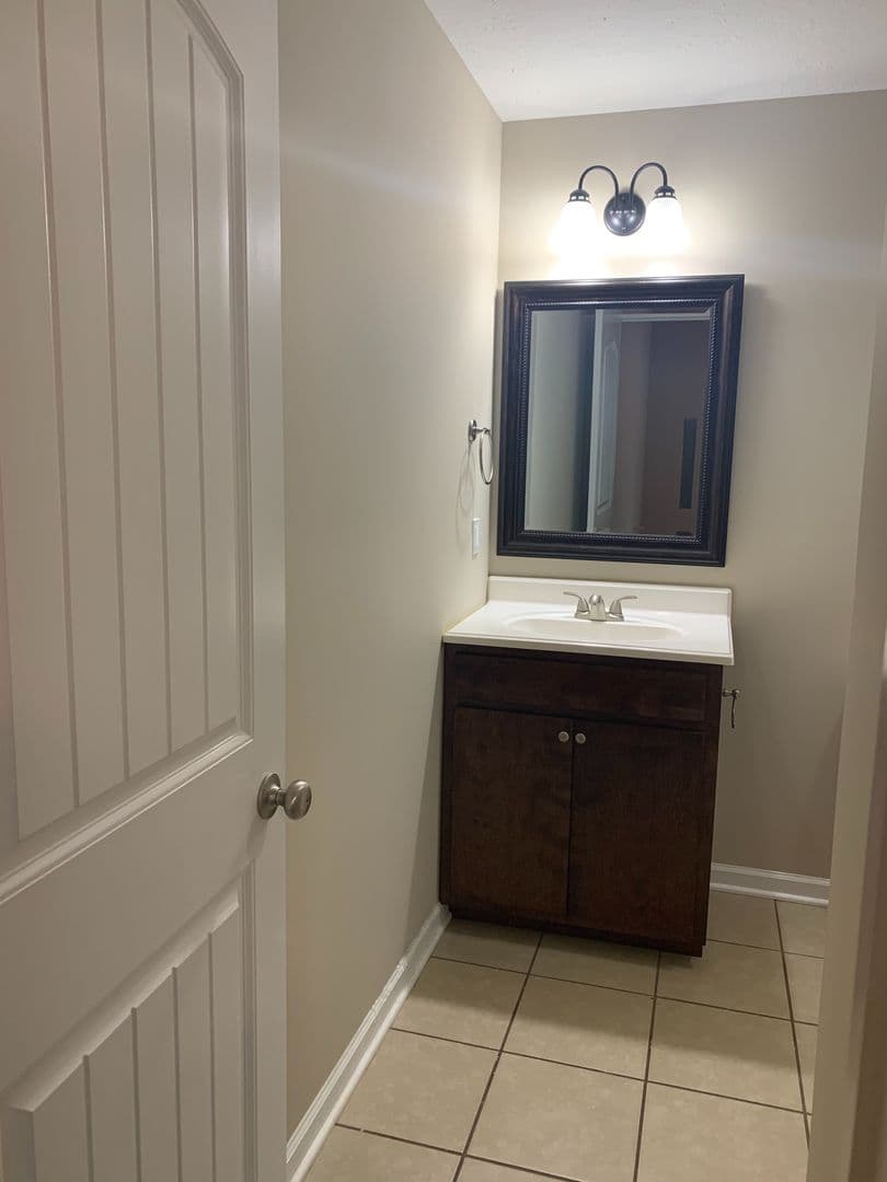 Tullahoma House: 429 Oakwood Rd