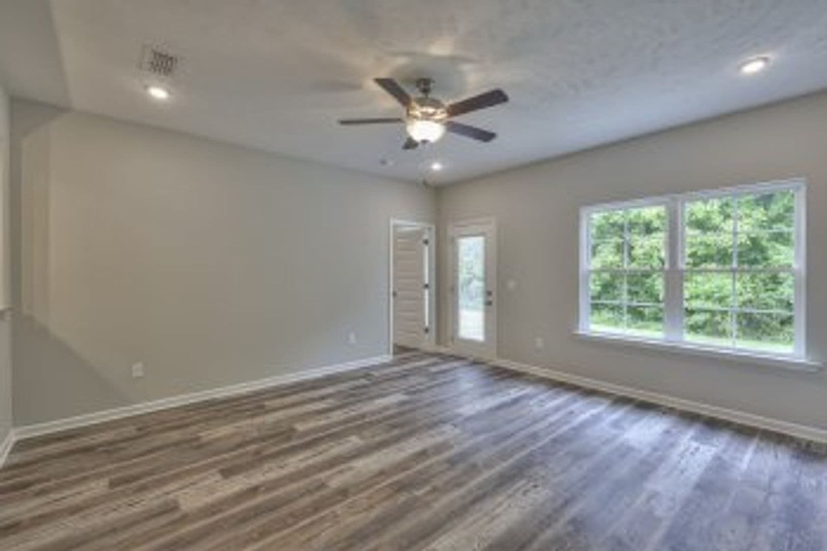 Manchester Townhome: 175 Creek Wood Rd