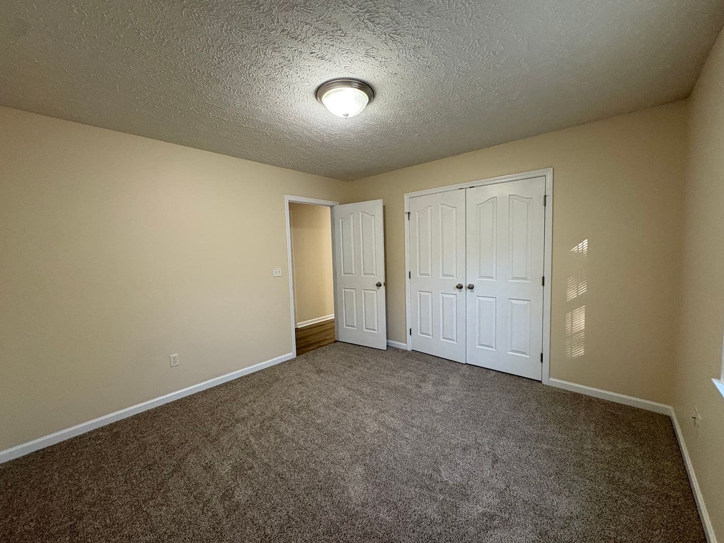 Manchester House: 173 Forrestwood Drive