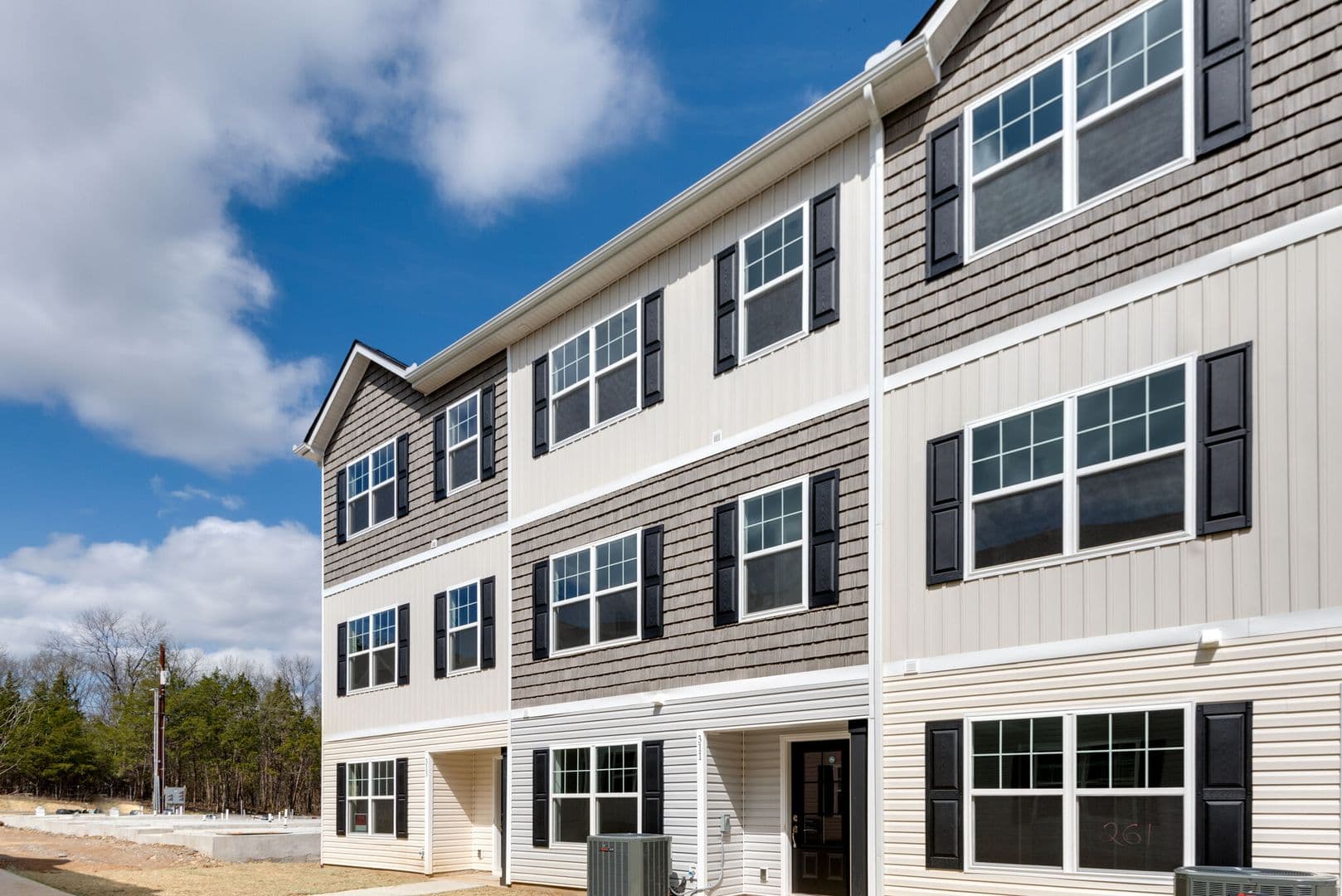 Lavergne Townhome: 305 Moshe Feder Way