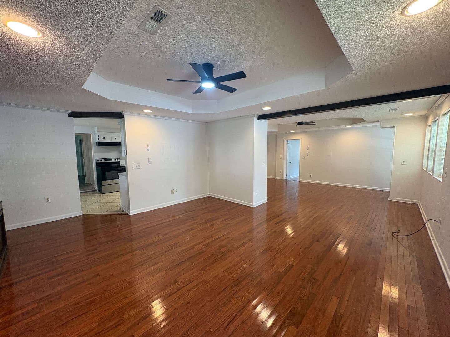 Winchester Apartment: 408 3rd Avenue NW