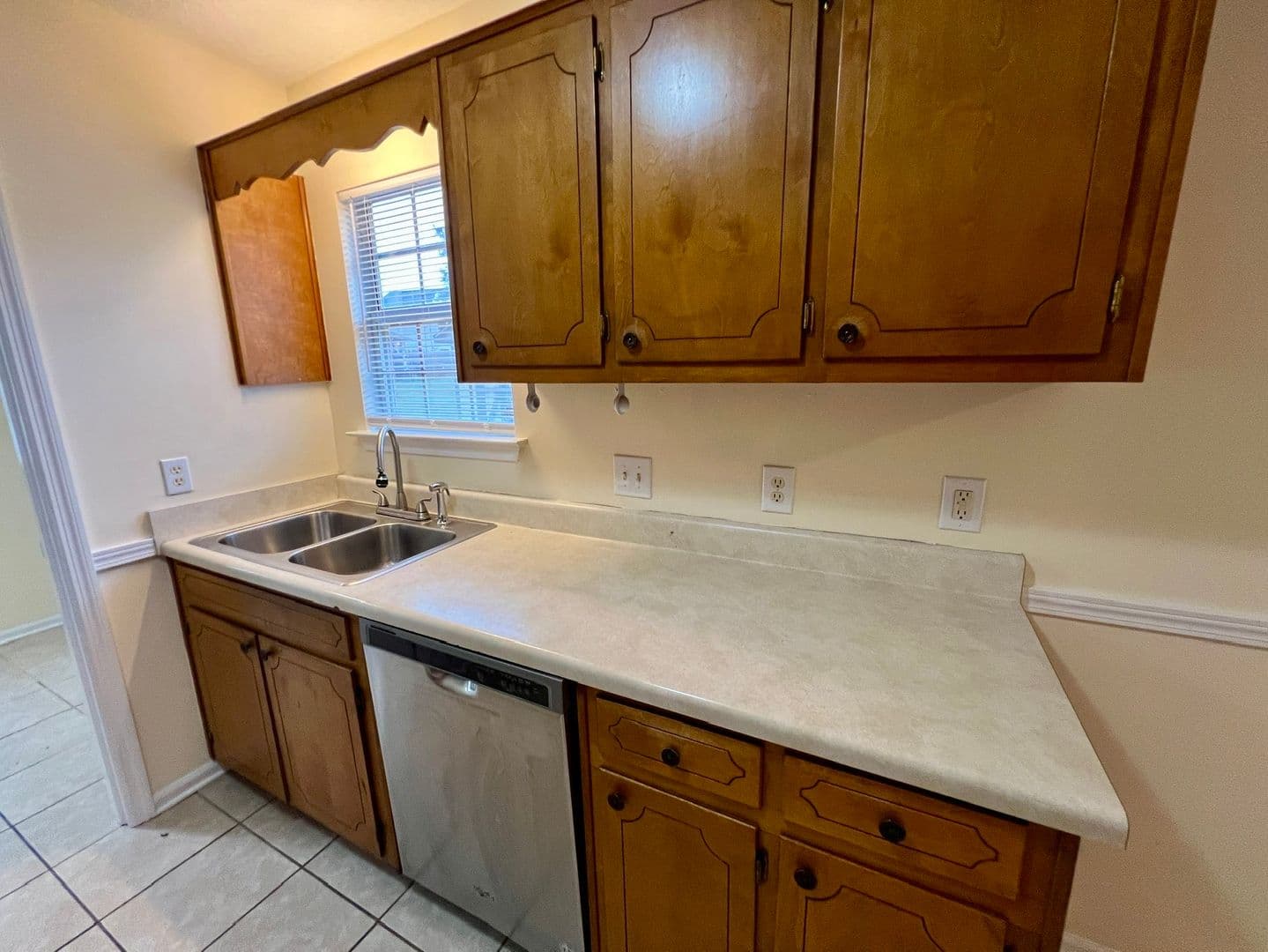Murfreesboro House: 429 Jonquil Court