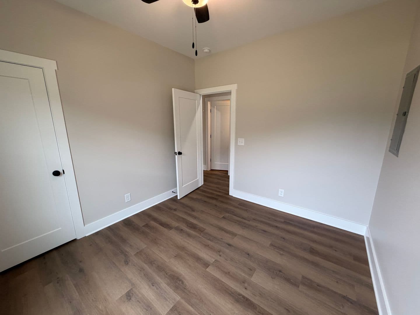 Shelbyville House: 206 Cates St