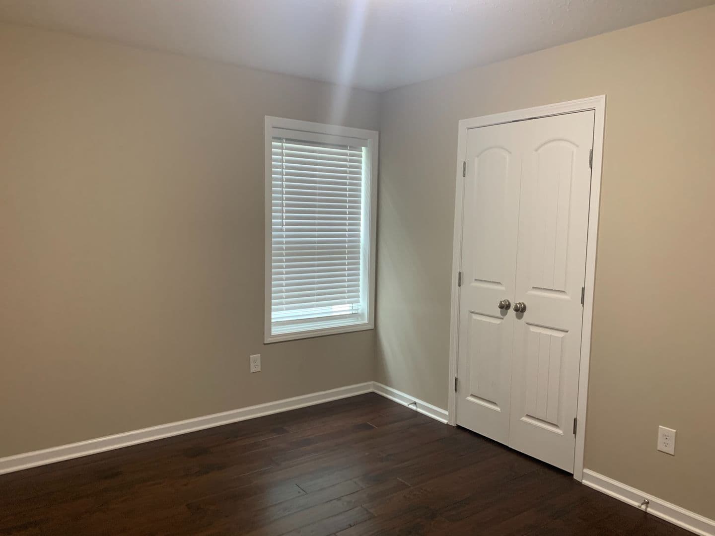 Tullahoma House: 429 Oakwood Rd