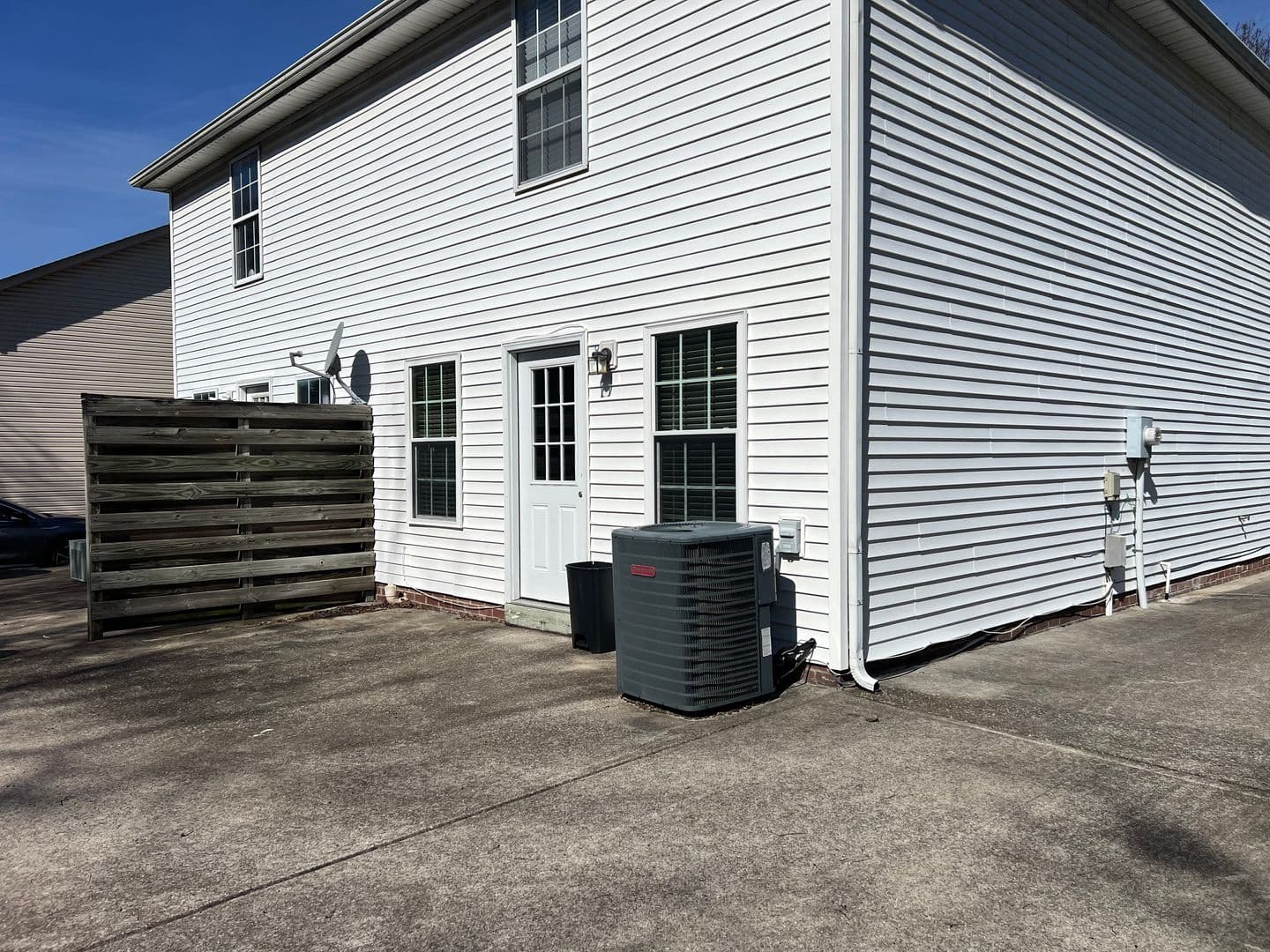 Murfreesboro Townhome: 1624 Center Pointe Drive